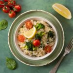 Vegetarische risotto met broccoli, snoeptomaatjes en spinazie