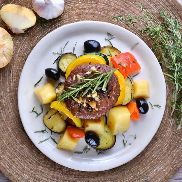 Runder tartaar met roseval aardappelen