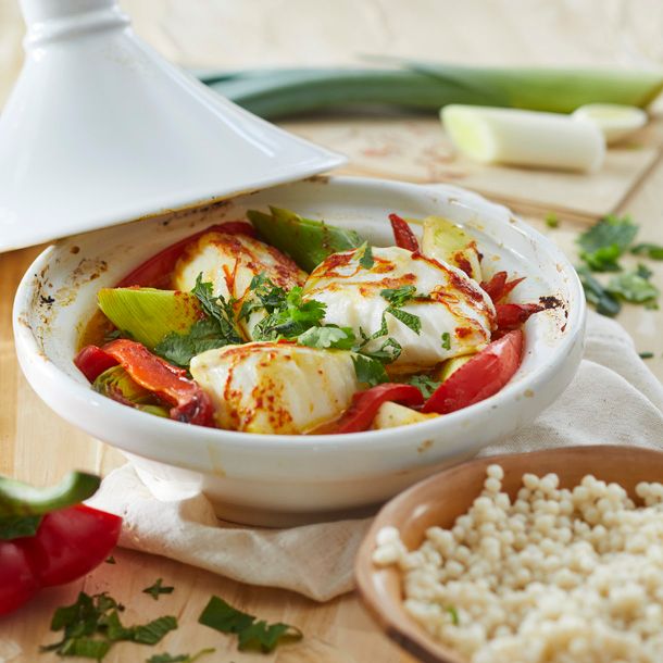 Tajine van kabeljauwhaas met saffraan, jonge prei, paprika & parelcouscous