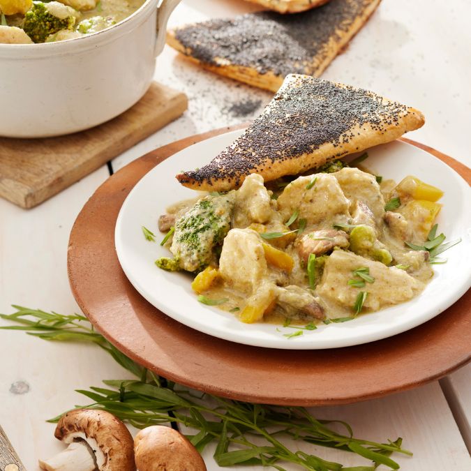 Visragout van Pangasiusfilet, kastanjechampignons & bladerdeegkoeken